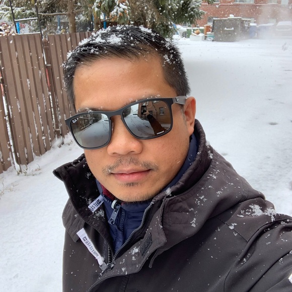 Meet your Posher, Jeffrey - Picture 1 of 1